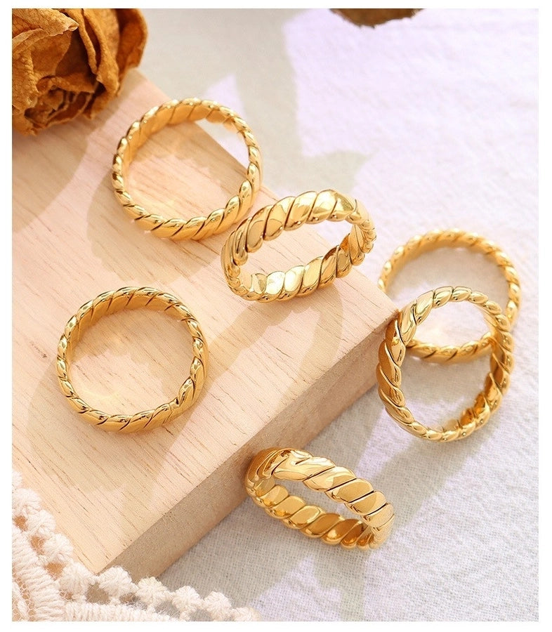 Torsade d’Or - Gold Rope Ring 18k Gold Plated